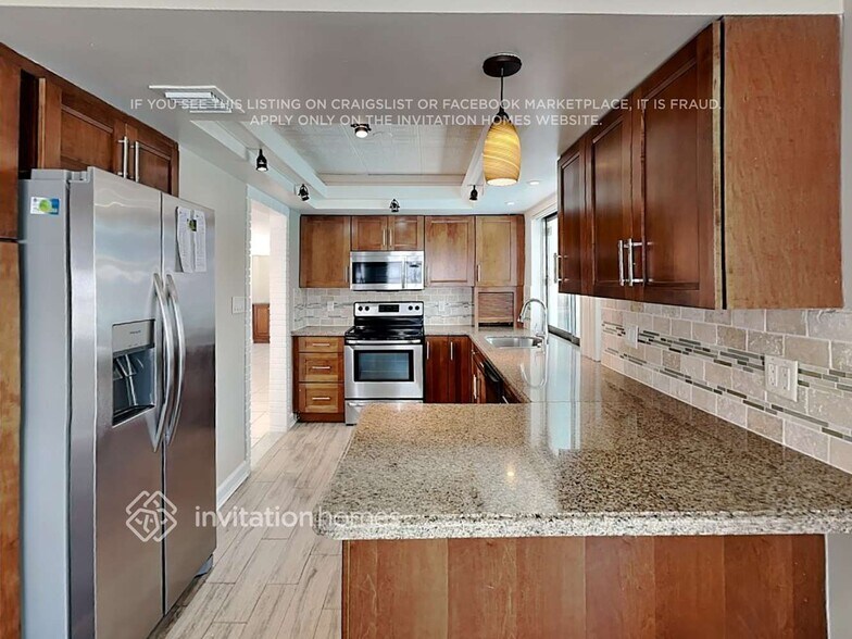 Building Photo - 2020 NE 62nd St