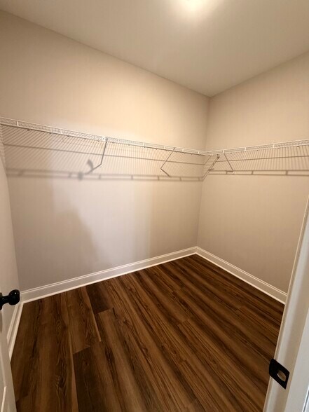 Building Photo - 10515 Wall Triana Hwy