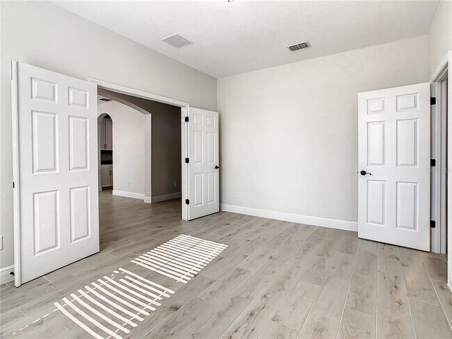 Building Photo - 8917 Blue Mesa Dr