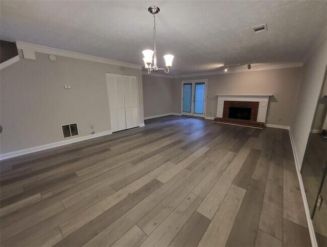 Building Photo - 2978 Lexington Trace Dr