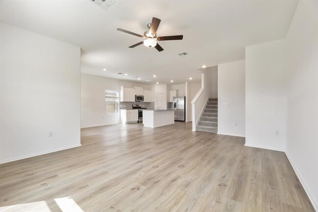 Building Photo - 10713 Steinbeck Dr