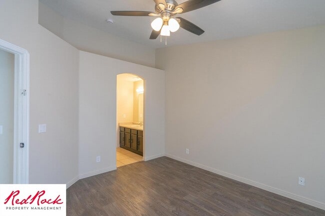 Building Photo - Charming 3 Bed, 2 Bath Home in the Heart of St. George!