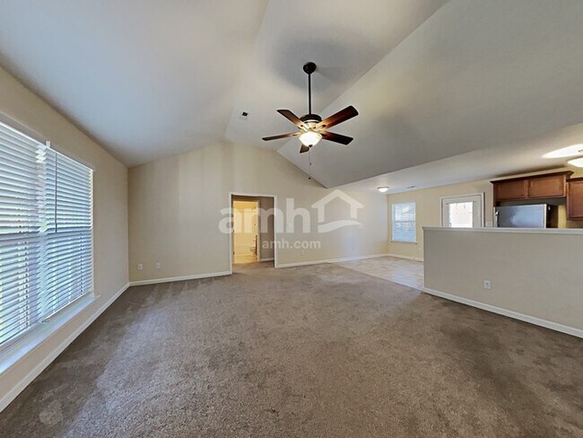 Building Photo - 2009 Slayton Dr