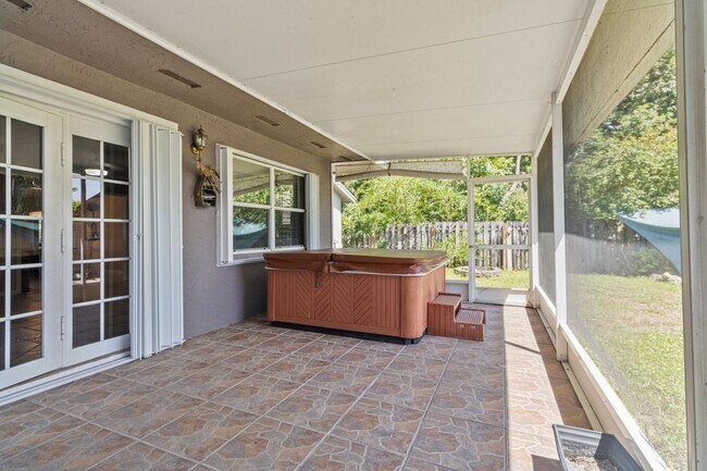 Building Photo - 2258 Palmetto Rd