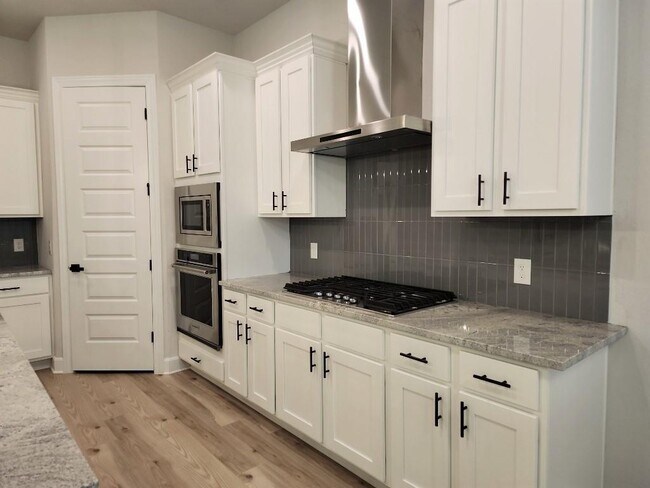 Building Photo - 17813 Clairess Ln