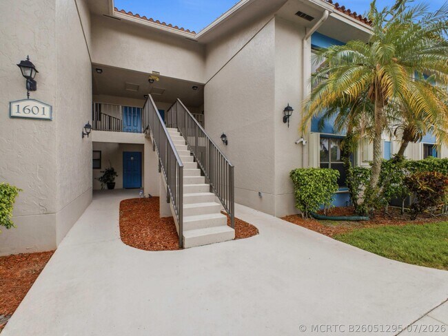 Building Photo - 1601 Balfour Point Dr