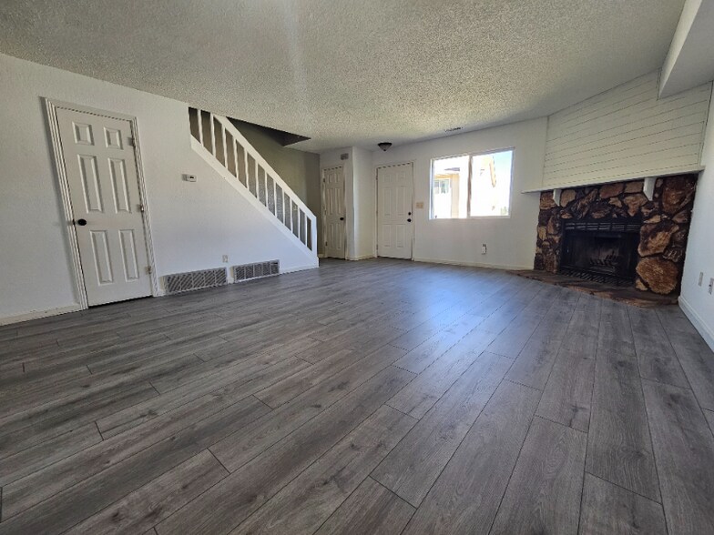 Building Photo - 1830 Lanka Ln