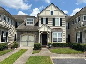 Building Photo - Charming 3-Bedroom Home in Prime VB Locati...