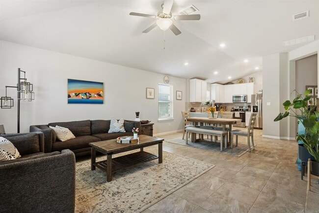 Building Photo - 125 Night Sky Dr