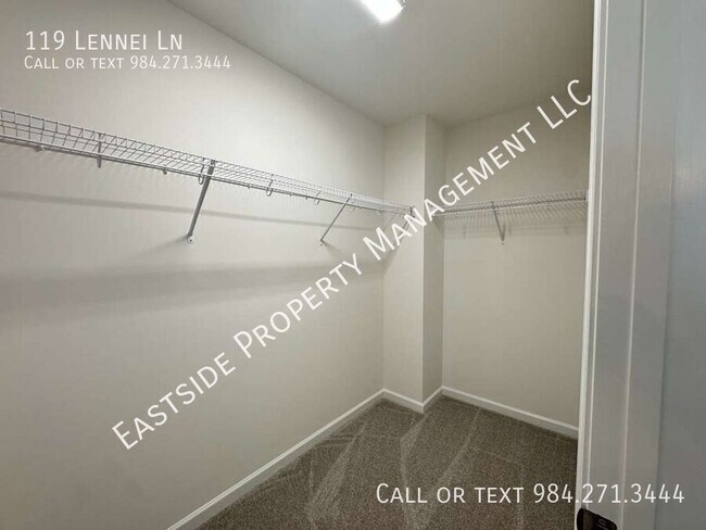 Building Photo - 119 Lennei Ln