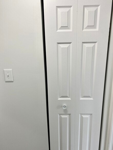 Closet - 520 W Edwards st