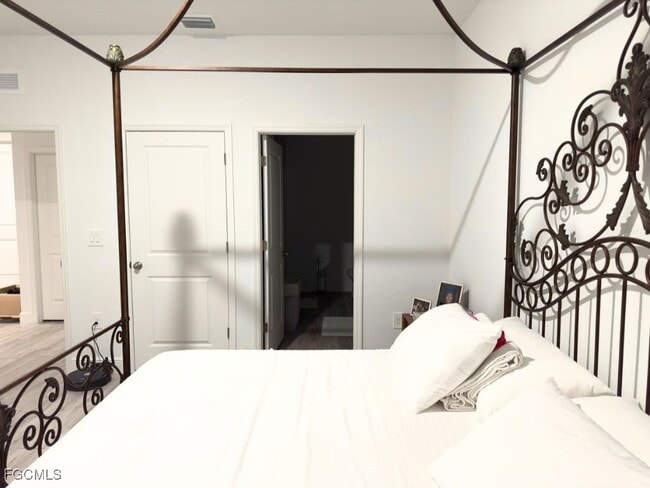 Building Photo - 8033 Melody Cir