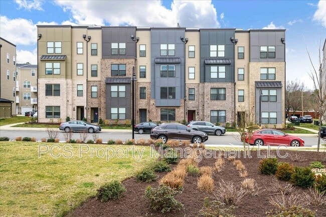 Building Photo - 2677 St Elias Dr