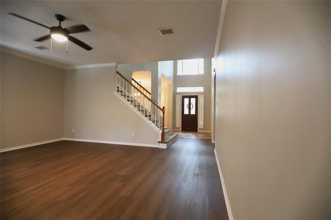 Building Photo - 21631 Live Oaks Spring Dr