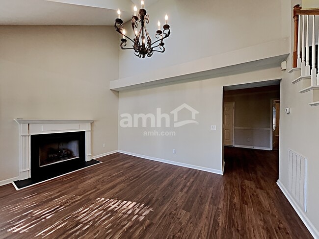 Building Photo - 117 Homestead Pl