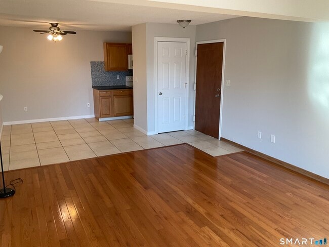 Building Photo - 157 Woodland Dr