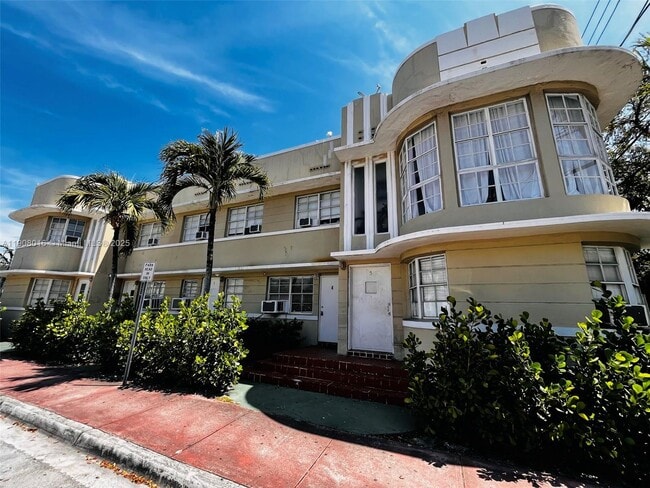 Building Photo - 1455 Michigan Ave