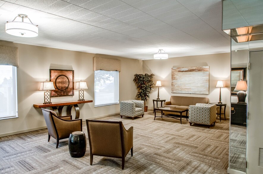 Chalfont Apartments 4742 Centre Ave Pittsburgh PA 15213 Apartment Finder