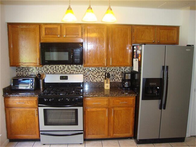 Building Photo - 22818 Brafferton Ln