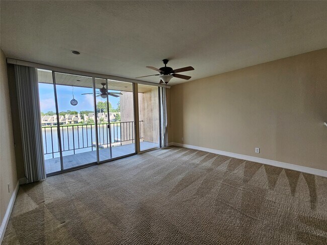 Building Photo - 12600 Melville Dr