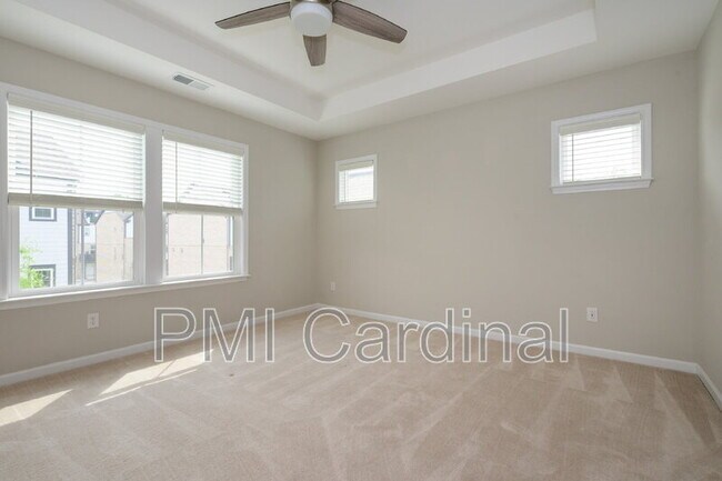Building Photo - 604 Tudor Park Way