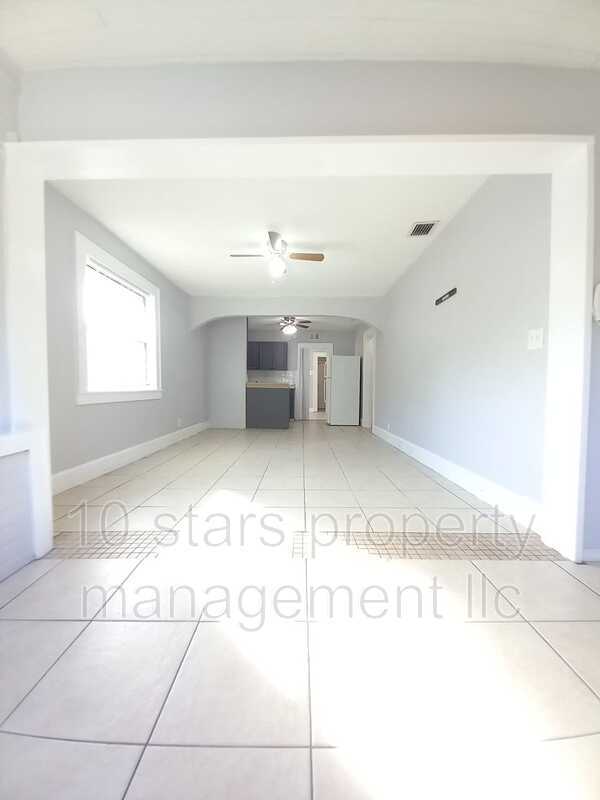 Building Photo - 3450 13th Ave S