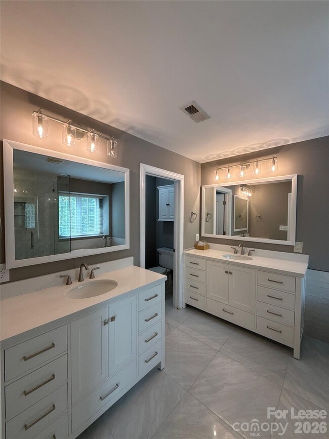 Building Photo - 2613 Huntman Way