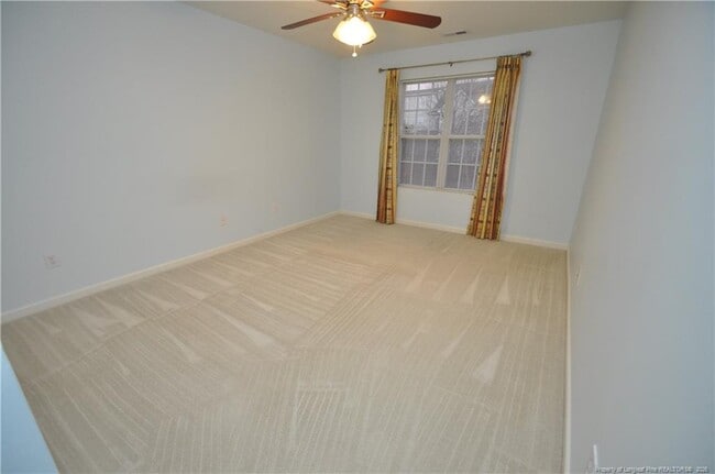 Building Photo - 2105 Roland Glen Rd
