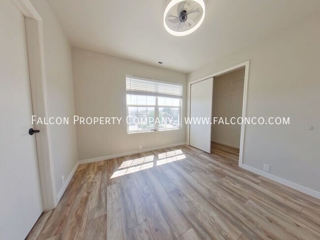 Building Photo - 9345 Hirono Rd
