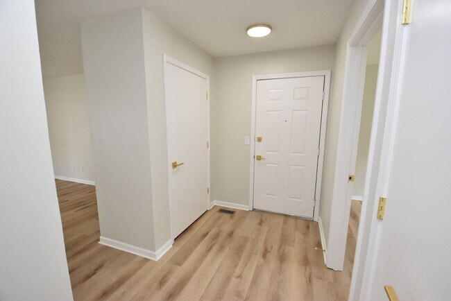 Building Photo - 18085 Bulla Rd