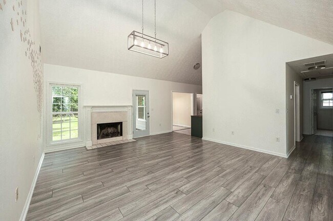 Building Photo - 5377 Fawn Ivey Ln