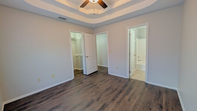 Building Photo - 721 Sonesta Ct