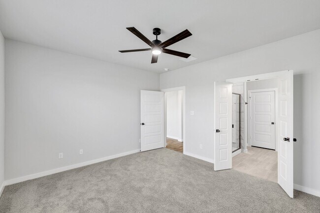 Building Photo - Brand New Move in Ready the Best of Midlothian Living