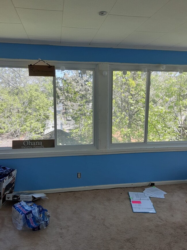 Large Sunroom - 931 Westcott St