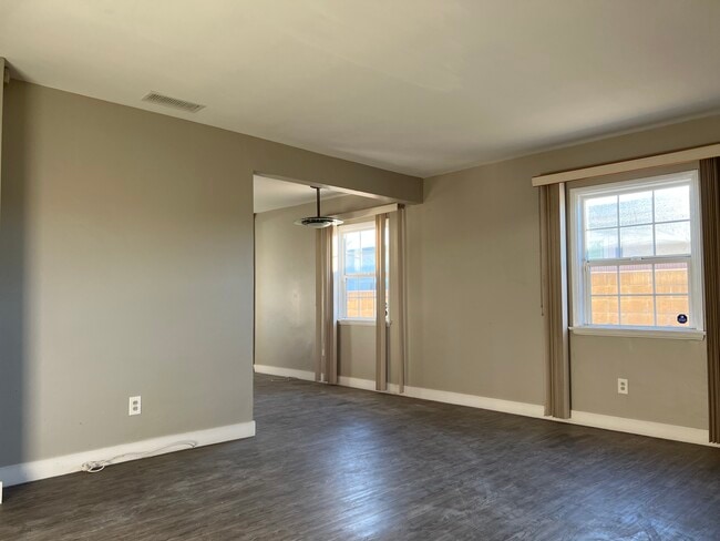 Building Photo - 138 E 124th St