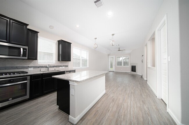 Building Photo - 24734 Twilight Hollow Ln