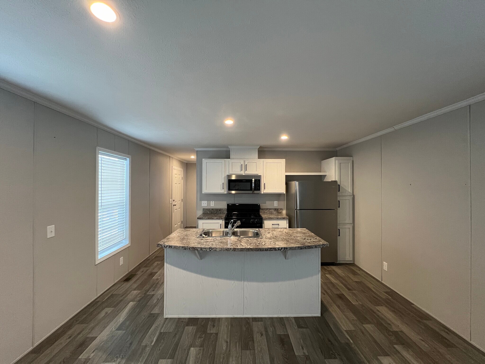 Building Photo - 38058 Pardo Dr