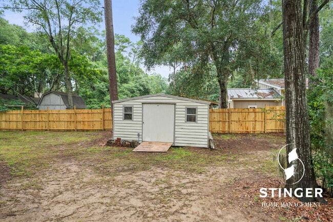 Building Photo - 3 Croaker Ln