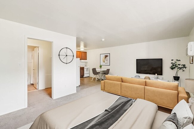 Interior Photo - Medical Center Court