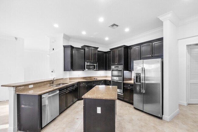 Building Photo - 301 Rudder Cay Way