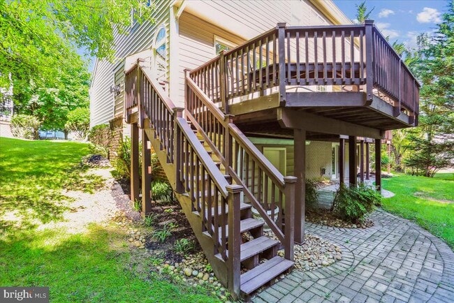 Building Photo - 8931 Falls Farm Dr