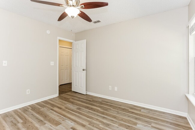 Building Photo - 2743 Cold Creek Blvd