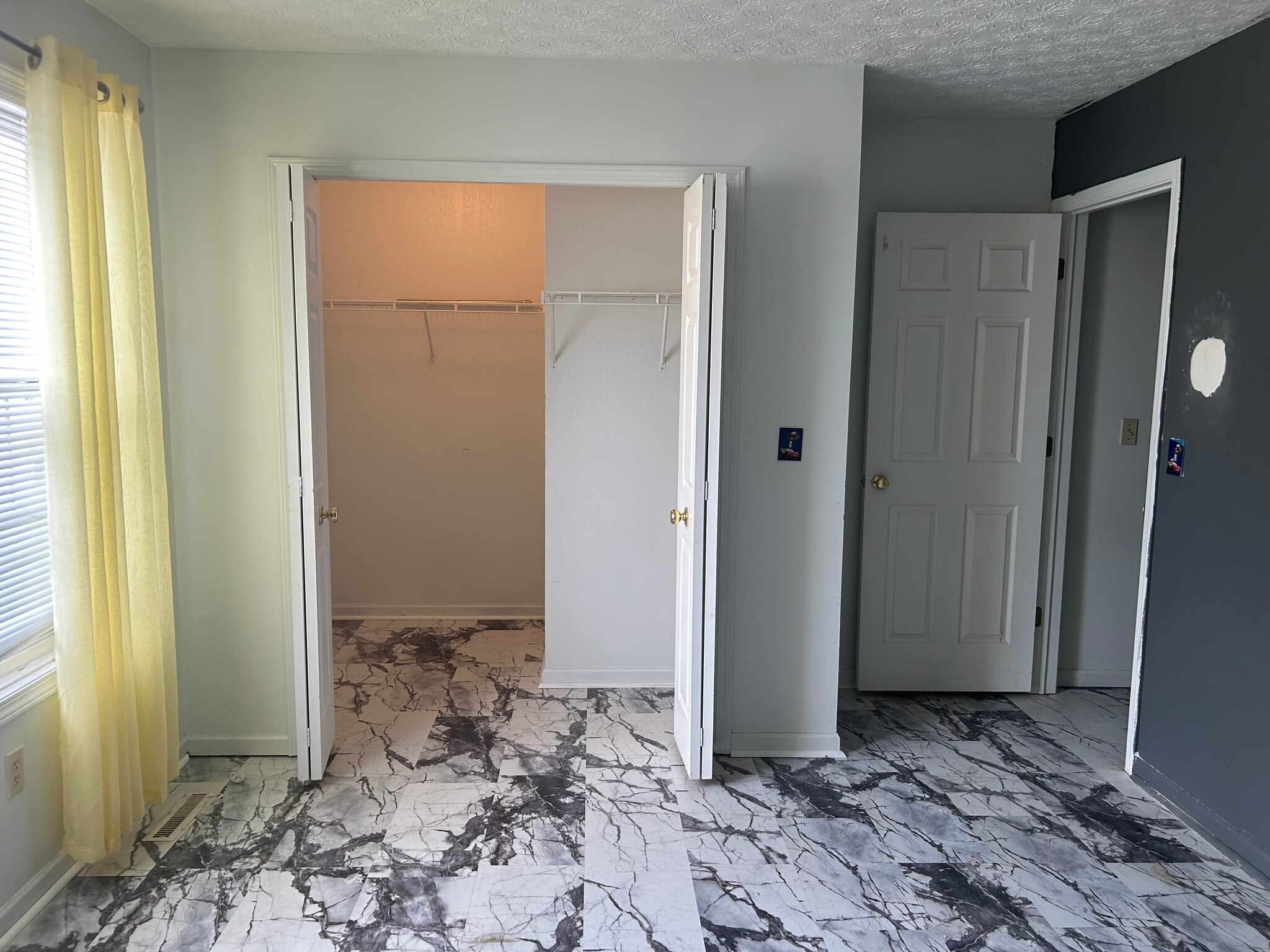 Building Photo - 4414 W 53rd St