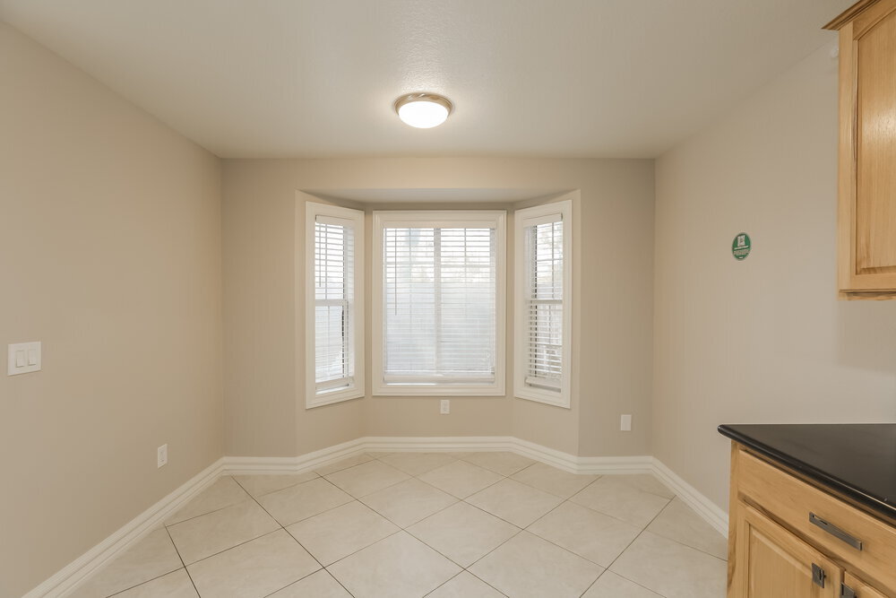 Building Photo - 1915 S 39th St