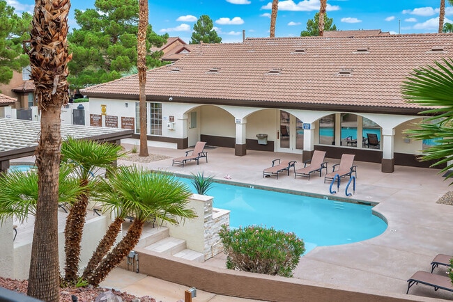 Building Photo - 231 W Horizon Ridge Pkwy