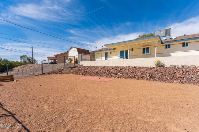Building Photo - 2150 Lake Havasu Plaza
