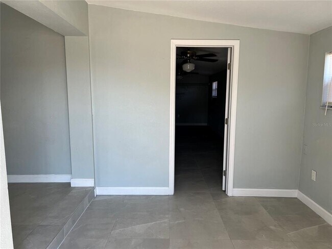 Building Photo - 21130 Gladis Ave