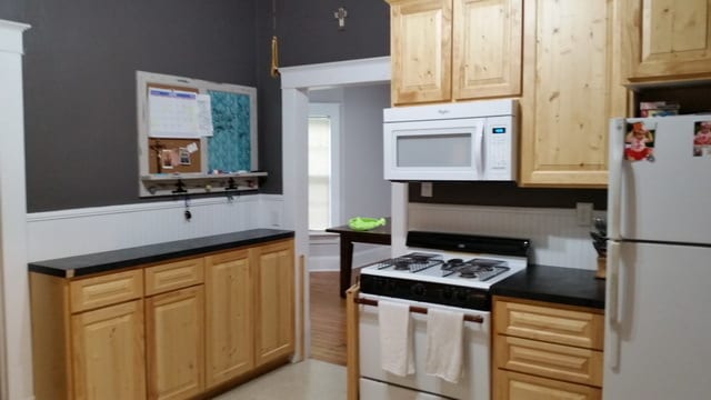 Building Photo - PRE-LEASING FOR 26/27 SCHOOL YEAR!!!!!!!!!