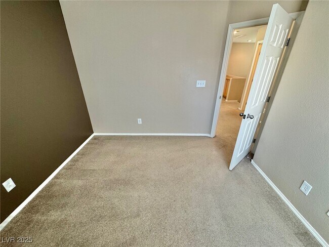 Building Photo - 10533 Kivas Ct