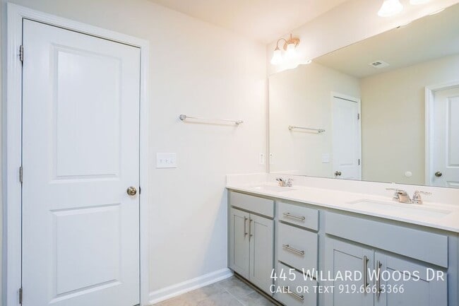 Building Photo - 445 Willard Wds Dr